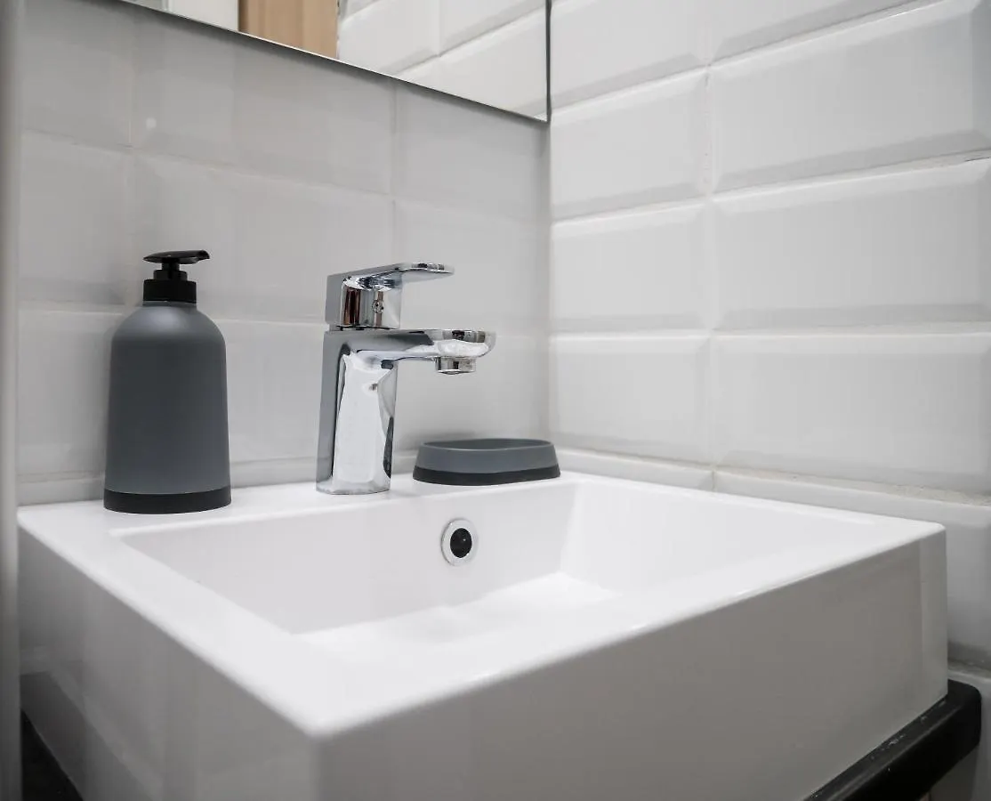 Stunning Studio Apartment Budapest 0*,  Hungría